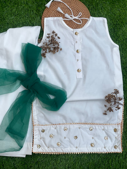 Azaadi outfit 2