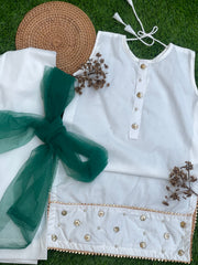 Azaadi outfit 2