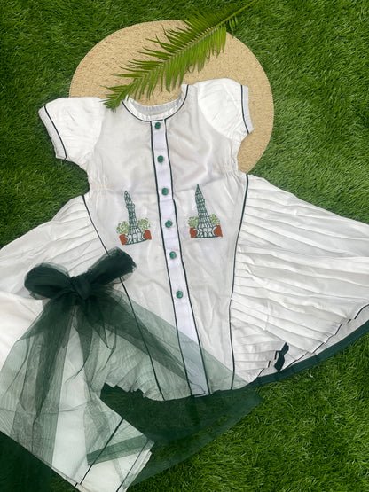 Azadi Special: White Embroidered Pleated Frock with Green Net Detailing