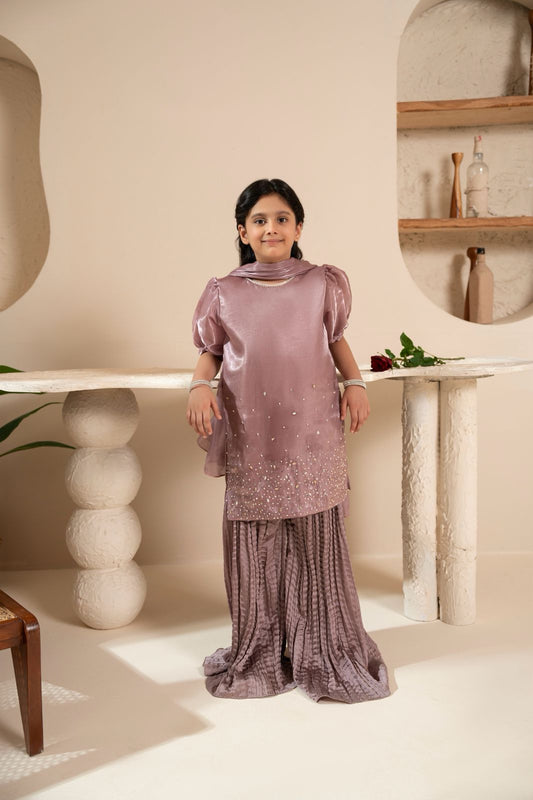 Inaya