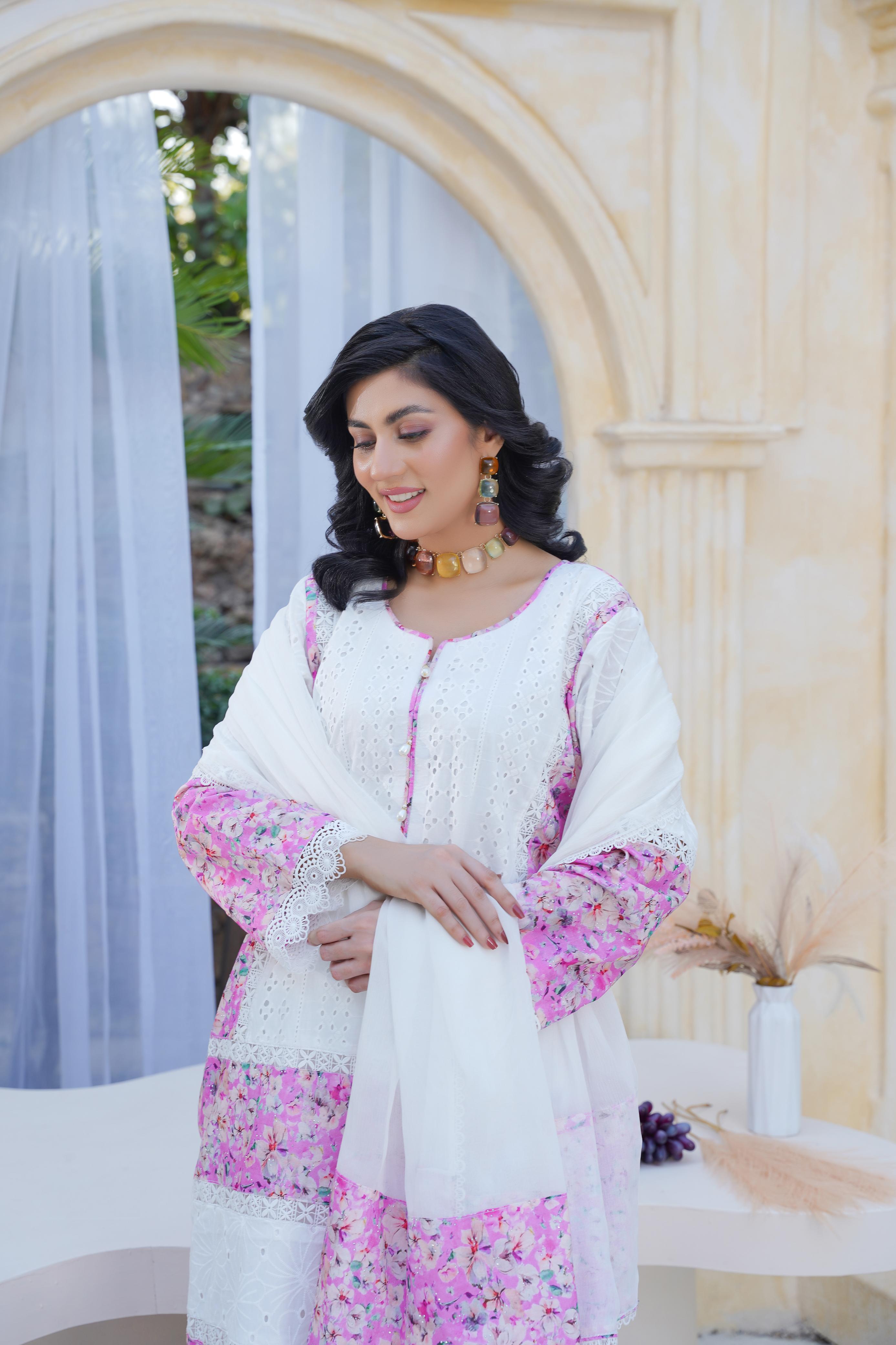Elegant chikankari Lawn 3-Piece Suit With Chiffon Dupatta